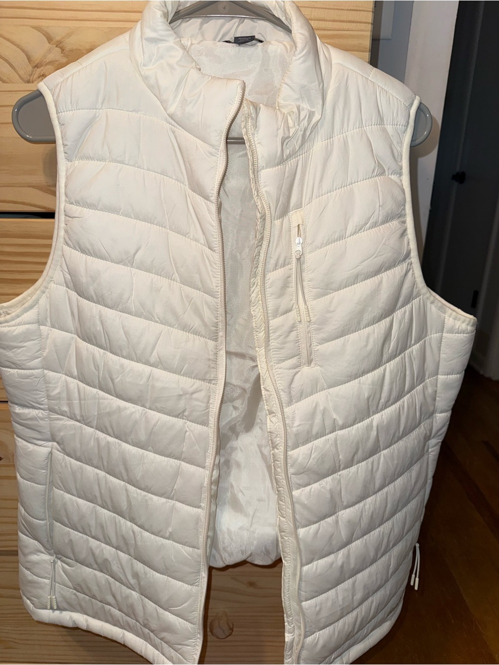 Eddie Bauer Cream Quilted Puffer Vest with Zipper
